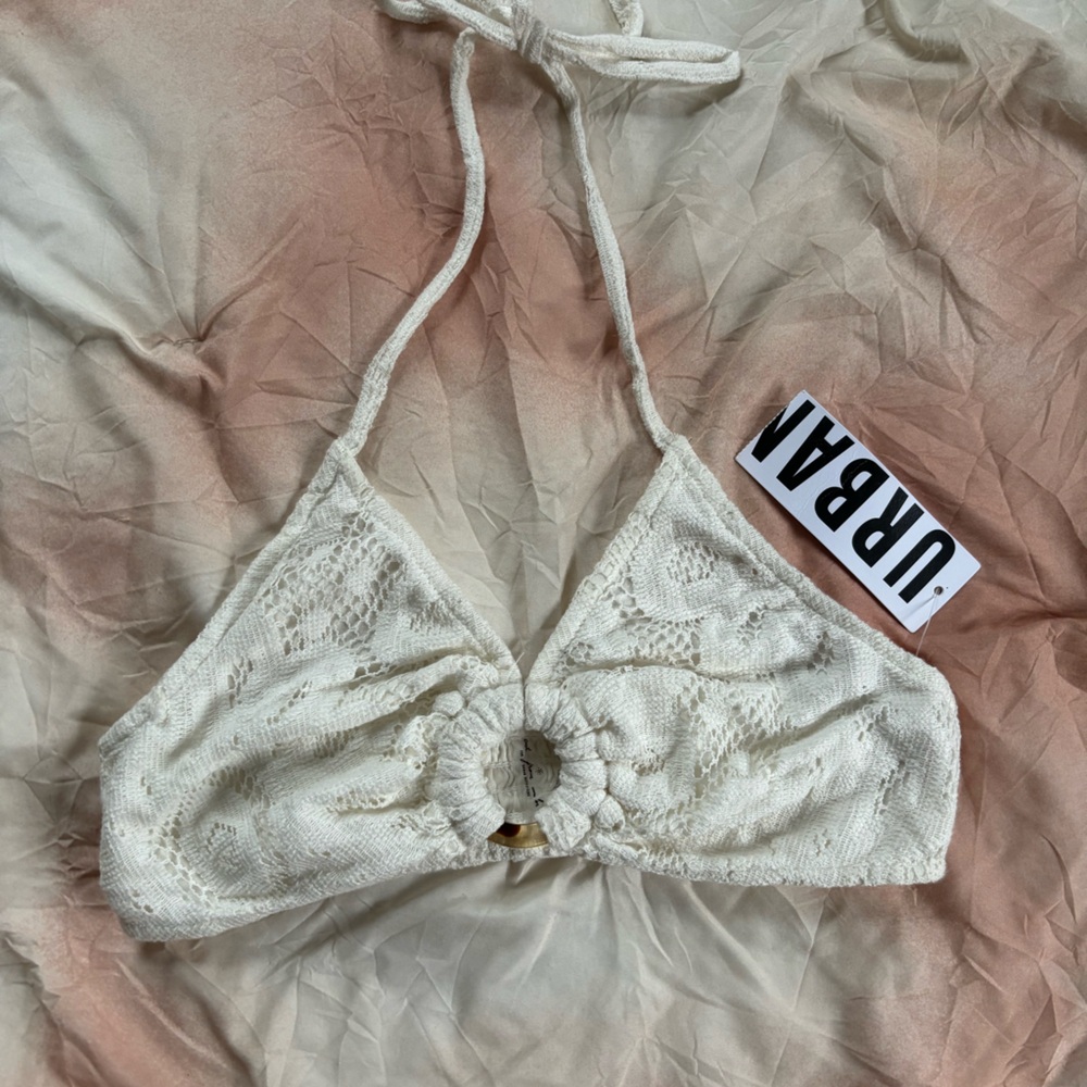 New With Tags Urban Outfits White Lace Top Size XS